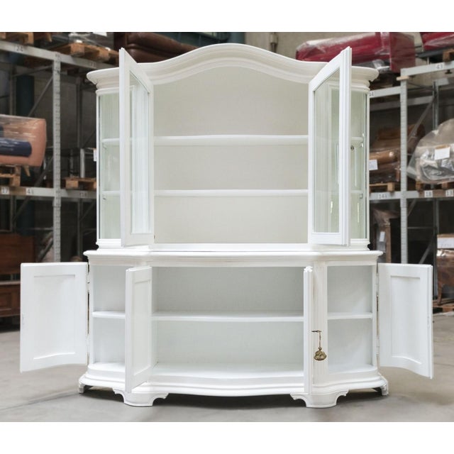 Baroque White Display Cabinet, 1970s For Sale - Image 3 of 18