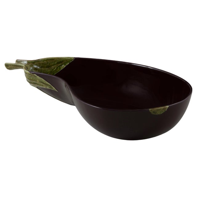 Traditional Bordallo Pinheiro Eggplant Salad Bowl, 135 oz For Sale - Image 3 of 3