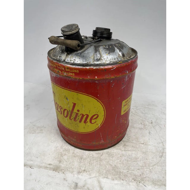 Vintage American Gasoline Petrol Can in Metal, 1940s For Sale - Image 10 of 13