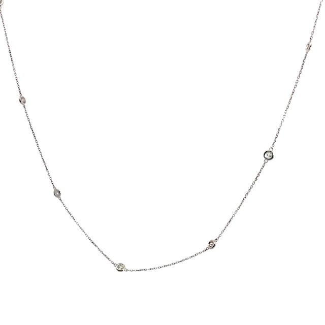 Modern Late 20th Century Classic Pt950 Platinum 10 Diamonds Station Necklace For Sale - Image 3 of 5