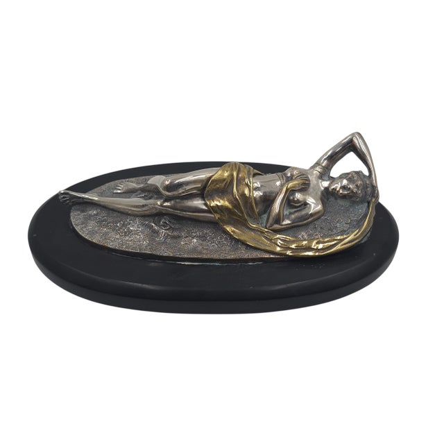 1920s Art Deco Silvered and Gilt Bronze Reclining Nude Sculpture – Attributed to Franz Bergman For Sale - Image 9 of 9