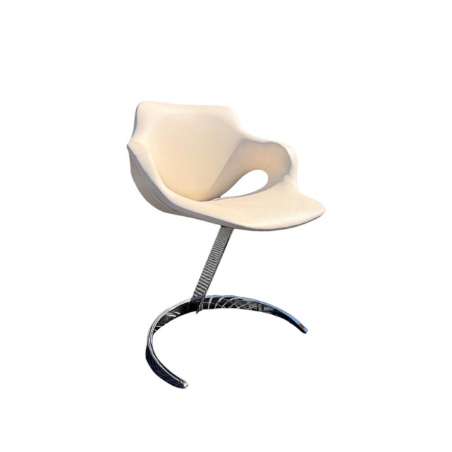 Mid-Century Modern Space Age Cantilever Dining Set in Chrome and Clear Glass attributed to Boris Tabacoff, France, 1970s, Set of 5 For Sale - Image 3 of 16