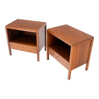 Finished Back Danish Mid Century Modern One Drawer Walnut Night Stands - A Pair For Sale