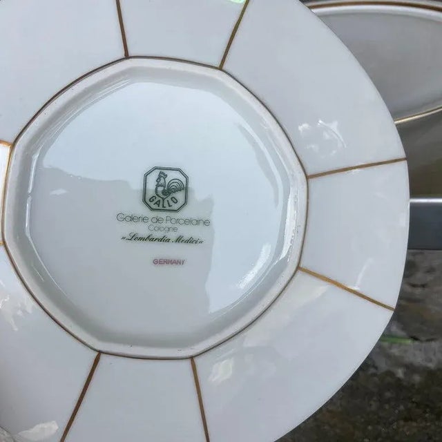 Hollywood Regency Vintage Gallo Galerie De Porcelaine “Lombardi Medici” Service for 12- 61 Pieces For Sale - Image 3 of 9