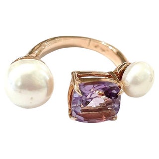 Bochic “Orient” Amethyst and Pearl Modernist Ring Set In 18K Gold and Silver, Size 7 For Sale