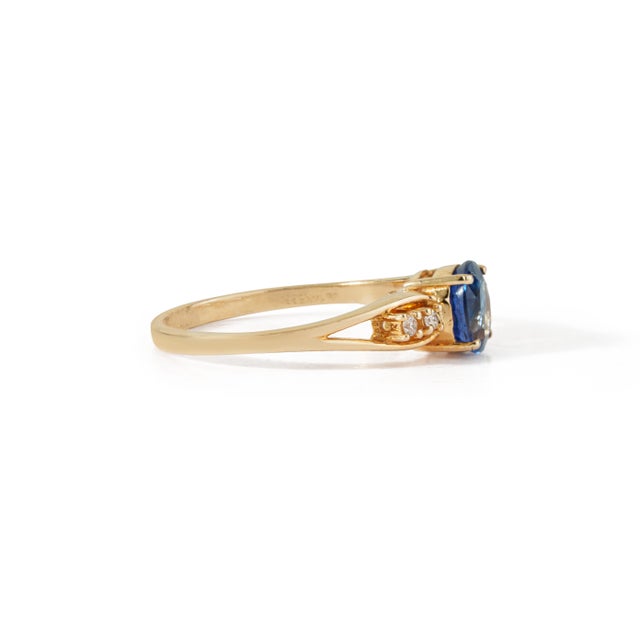 Metal Vintage Style 1.01ct Blue Sapphire Birthstone 14k Gold Diamond Proposal Ring Size 4 For Sale - Image 7 of 17