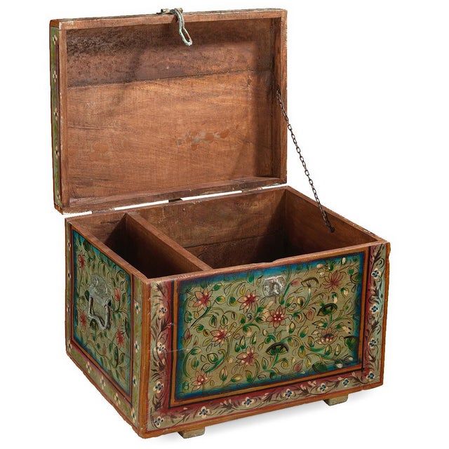 Indian Green Painted Wooden Chest, 1940s For Sale - Image 4 of 8