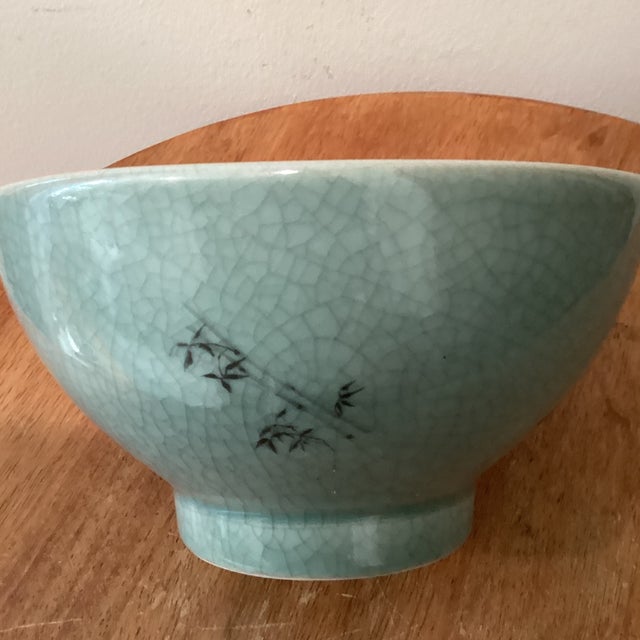 Ceramic Vintage Korean Porcelain Crackle Celadon Glazed Bamboo Motif Matcha Tea Bowl (Chawan) For Sale - Image 7 of 12