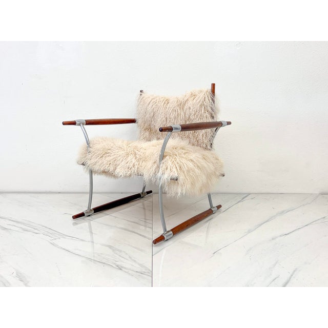 Mid-Century Modern Height: 28 in (71.12 Cm)Width: 26.25 in (66.68 Cm)Depth: 27 in (68.58 Cm) For Sale - Image 3 of 12