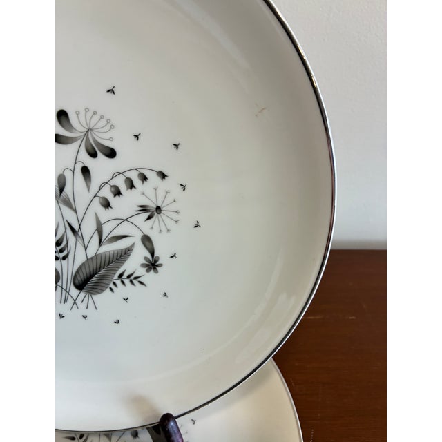 Mid-Century Modern Mid 20th Century Royal Jackson Parisienne Deauville Dinner Plates – Set of 2 For Sale - Image 3 of 11