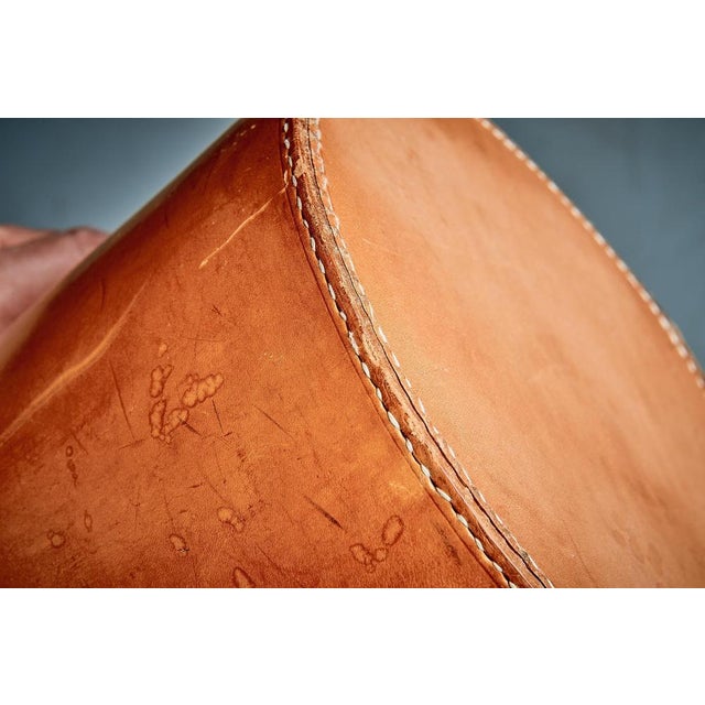 Brown Paper Basket in Cognac Leather with White Stitching, Denmark, 1960s For Sale - Image 8 of 10