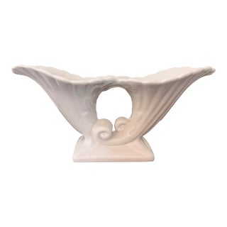 Vintage Abingdon Pottery Double Cornucopia Console Vase, Circa 1934–1950 For Sale