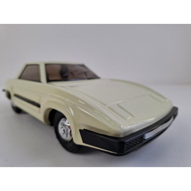 Mid-Century Modern Czechoslovak Norma Toy Car in Tin from Ites Igra, 1970s For Sale - Image 3 of 18