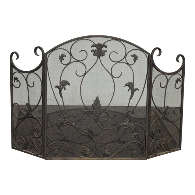 Vintage Black Fireplace Screen W Mesh Backing & Leaf Decor - French Country For Sale
