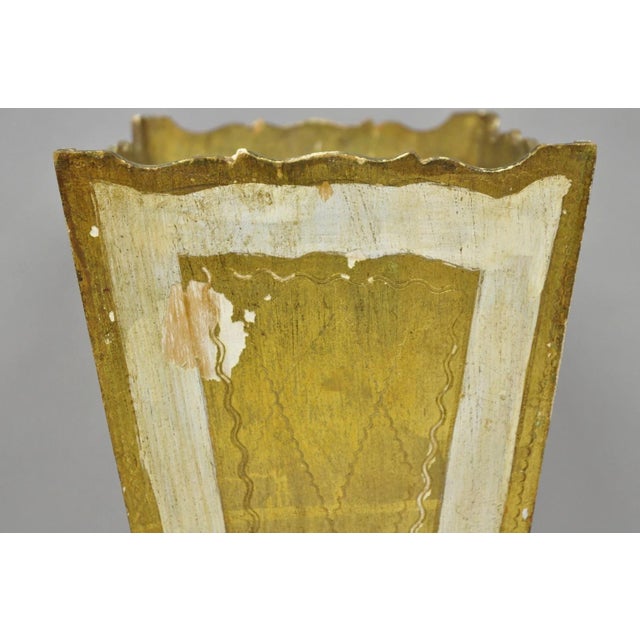 Vintage Italian Florentine Hollywood Regency Gilt Giltwood Wastebasket Trash Can For Sale - Image 9 of 17