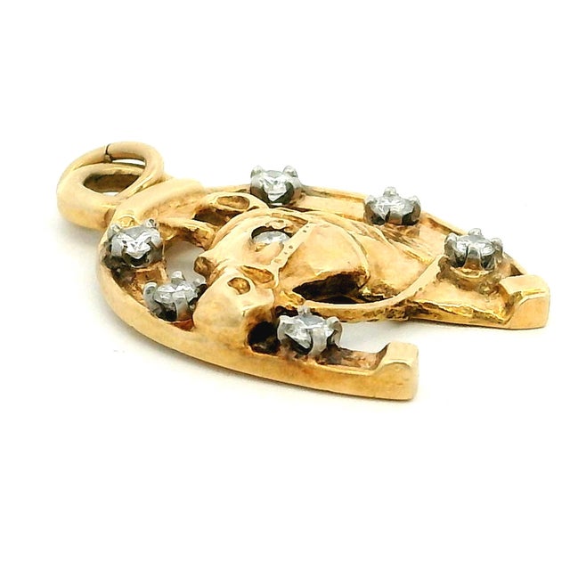 Vintage 14k Gold Diamond Horse Head and Horseshoe Pendant For Sale In Miami - Image 6 of 8