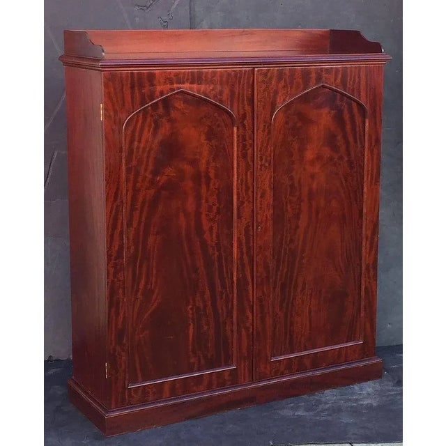 Early 20th Century Estate Compendium or Collector's Cabinet of Mahogany From England For Sale - Image 5 of 11