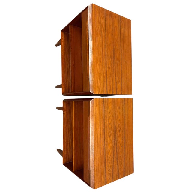 1960s Vintage Danish Mid-Century Modern Teak Nightstands or Bedside Tables With Drawer and Adjustable Open Shelves - Pair For Sale - Image 5 of 8