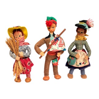 Vintage Hand-Crafted 1950s Mascotes De Maria Helena Felt Folk Doll Trio For Sale