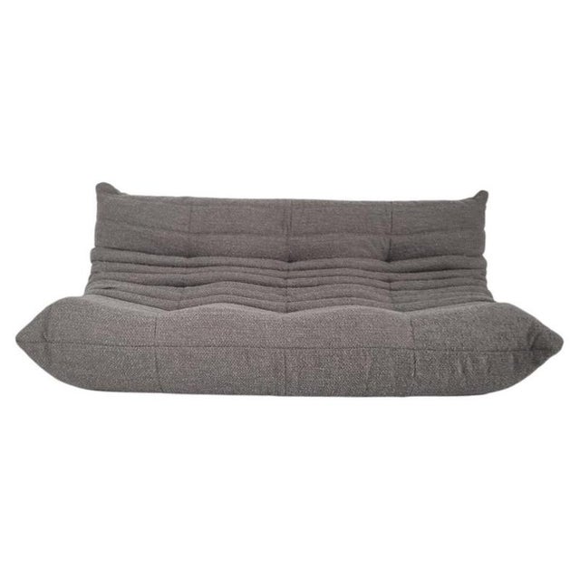 Togo 3-Seater Sofa in Grey Bouclé from Ligne Roset For Sale - Image 4 of 7