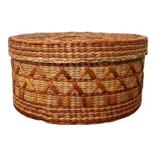 Final Price! Vintage Wicker Basket With Lid For Sale