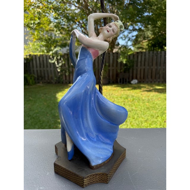 1930s 1930s Art Deco Porcelain Dancer Table Lamp German Flapper Attrib. Goldscheider For Sale - Image 5 of 18