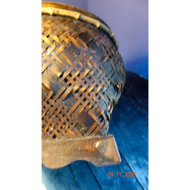 1940s Round Chinese Bamboo Basket w.Lid For Sale - Image 12 of 13