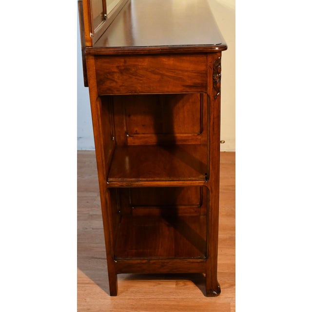 1900s Antique French Walnut & Burl Walnut Server / Buffet / Sideboard With Mirror For Sale - Image 17 of 18