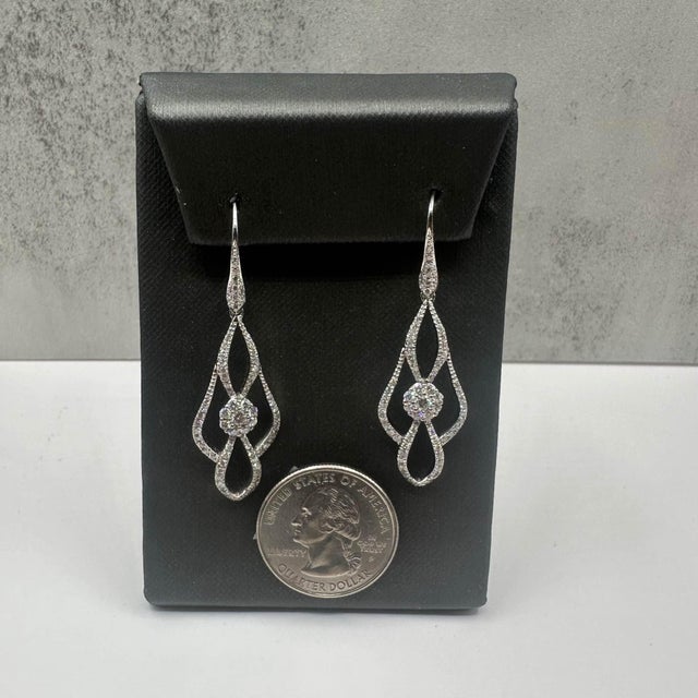 Diamond Drop Earrings in 18kt White Gold - 1.2ctw Gh vs/Si Diamonds, Lever Backs, A Pair For Sale - Image 4 of 6