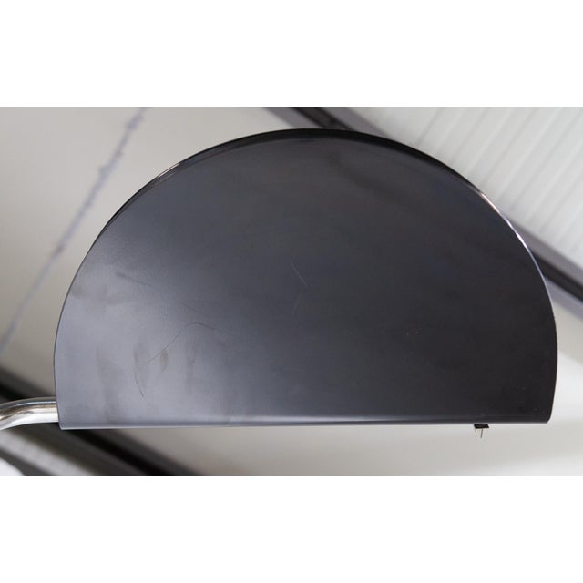 Metal Mezzaluna Floor Lamp attributed to Bruno Gecchelin for Skipper, 1970s For Sale - Image 7 of 9