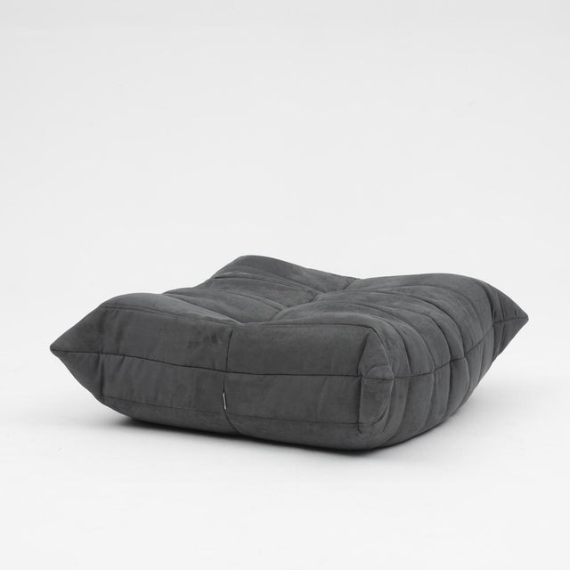 Togo Lounge Chair and Pouf in Black Fabric by Michel Ducaroy for Ligne Roset, 1973, Set of 2 For Sale - Image 15 of 18