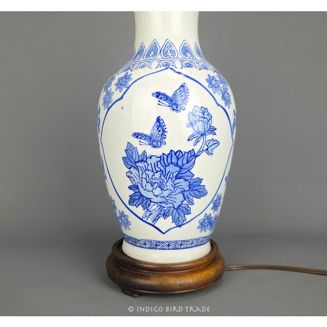 Vintage Blue and White Chinoiserie Porcelain Vase Lamp With Birds Flowers and Butterflies For Sale In Greenville, SC - Image 6 of 12