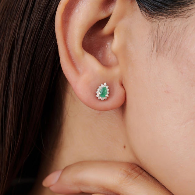 Emerald Vintage Style Natural Pear Emerald & Diamond Halo Stud Earrings in 925 Silver 2 Pieces For Sale - Image 8 of 12