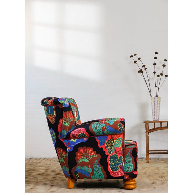 Vintage Lounge Chair in Print by Josef Frank, 1940s For Sale - Image 3 of 6