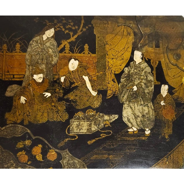 Antique Japanese Black Lacquered Chinoiserie Gilt Painted Jewelry Box For Sale - Image 11 of 16