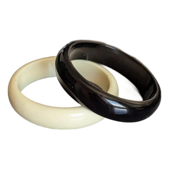 Pair of Vintage Acrylic Bangles Black & White For Sale