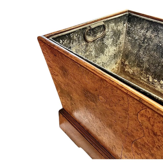 Early 20th Century English Georgian Style Burl Walnut Floor Planter For Sale - Image 4 of 5