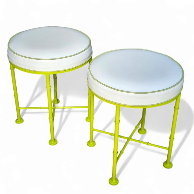 Metal Pair of Mid Century Faux Bamboo Stools in the Style of Phyllis Morris – Green Metal & White Vinyl For Sale - Image 7 of 12