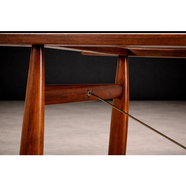 Sergio Rodrigues “Burton” Dining Table in Freijó & Polished Black Stone, Brazil, 1958 — Lot 702 For Sale - Image 11 of 14