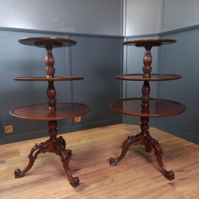 English 18th-Century Tripod Dumb Waiter Etagère For Sale - Image 15 of 18