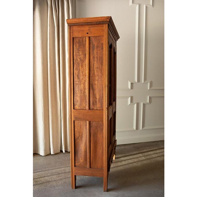 Antique 20th Century American Oak Kitchen Cupboard & Glass Display Hutch For Sale - Image 13 of 18