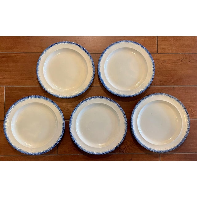 Early 19th Century Antique Early 19th Century English Georgian Pearlware Creamware Blue Feather or Shell Edge Dinner Plates - Set of 5 For Sale - Image 5 of 16