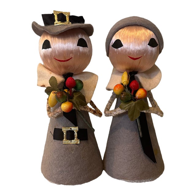 Mid-Century Handmade Folk Art Pilgrim Thanksgiving Figures—a Pair For Sale