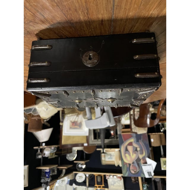 Napoleon III Teak and Copper Box, 1860s For Sale - Image 4 of 13