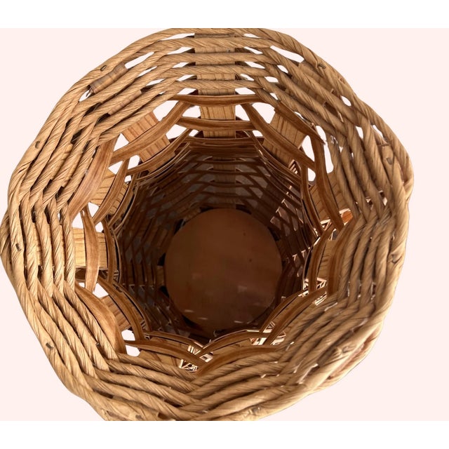 Large 1990s Vintage Wicker Rattan Scalloped Vase For Sale - Image 4 of 6