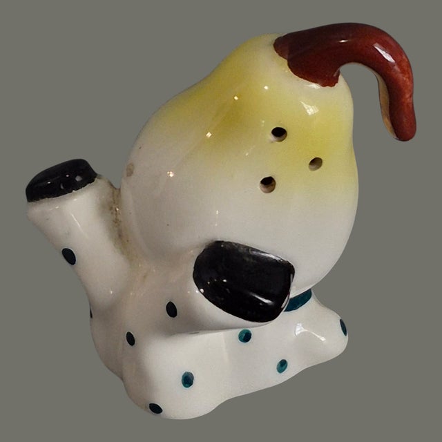 American Vintage Anthropomorphic Pear Shaped Paprika Spice Jar Shaker Made in Japan For Sale - Image 3 of 6