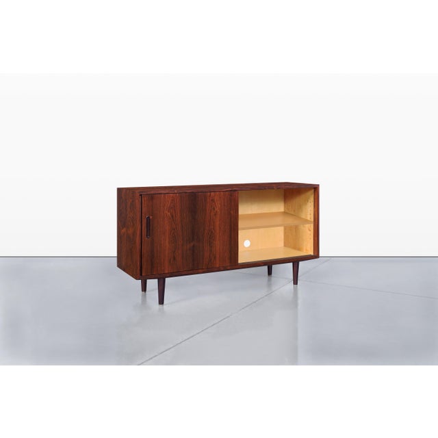 1960s Danish Modern Rosewood Credenza by Carlo Jensen for Poul Hundevad For Sale - Image 5 of 15