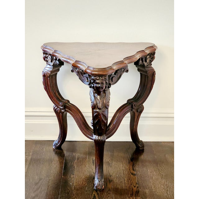 Wood Early 20th Century Renaissance Revival Cherub Triangle Side Table Plant Stand For Sale - Image 7 of 18