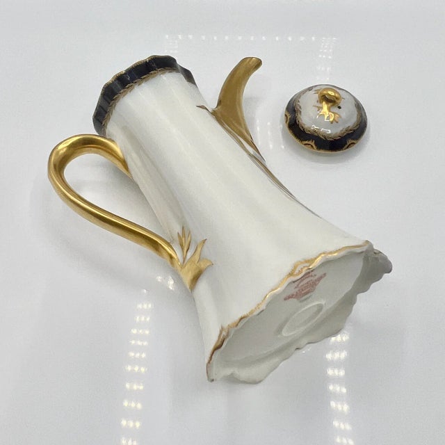 French Art Nouveau Blue and Gold Porcelain Demitasse Coffee Service from Haviland Limoges, France, 1900s, Set of 13 For Sale - Image 14 of 18