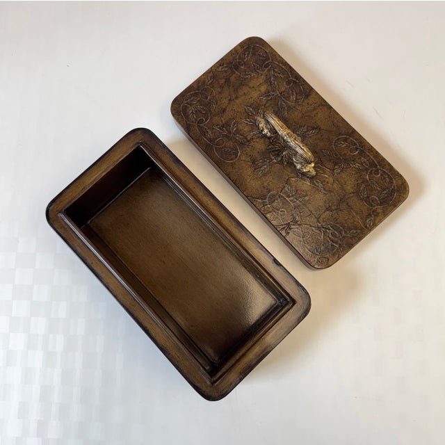 Vintage Lacquered Decoupage Box With Lion Head Handle For Sale In New York - Image 6 of 9